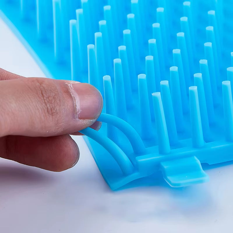 Portable Dog Paw Cleaner with Soft Silicone Combs - Efficient Outdoor Pet Foot Washing Solution